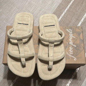Free People ‘cafe’ beige Hadden Women's Sandals size 9.5 NIB